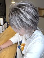 ブレイズヘアー(BLAZEhair) 【ハイトーンメンズ】ホワイトバレイヤージュ×ブリーチ3回