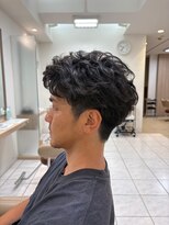 アッシュ 国立店(Ash) センターパート×フェザーパーマ