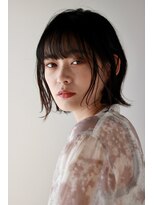 トナリ(tonari) 大人かわいい美髪bob。/暗髪