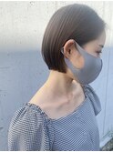 ぷつっとカットミニボブ×くすみ暗髪アッシュカラー