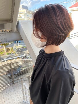 オーシャン(Ocean) 20代30代40代大人可愛いくびれショート前下がりボブ丸みショート