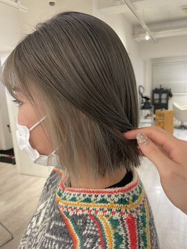 ボネッカ 鶴見(BONECCA) 【上岡茉央】王道ミルクティーベージュ×インナーカラー