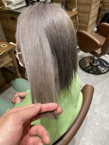 ブランシェ JR勝川駅前店&nbsp;白髪ぼかしブリーチ！！！シルバーブロンド