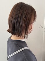 パル バイ ラベスト(Pal by lovest)&nbsp;柔らかベージュ×切りっぱなしボブ