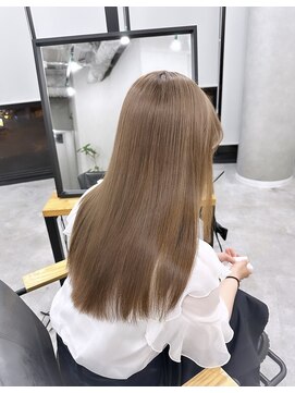 イリ 大阪(ili) 【中平亞聖】ナチュラルベージュ