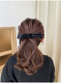 ポニーテール　ローポニー　デート　大人可愛い