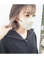 ピフデザイン(pifdesign) ミルクティーカラーのイヤリングカラー