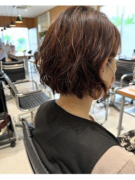 ヘアーエスクールエミュ(hair S. COEUR emu) ボブパーマ