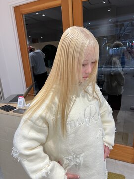 スタン 渋谷(Stam) ホワイトブロンドハイトーン抜きっぱなしケアブリーチ渋谷駅