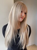 デコ(DECO) layer-cut blond color