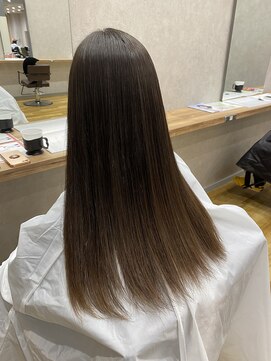 ラリス(Ralis) 学生さんにオススメ縮毛矯正!