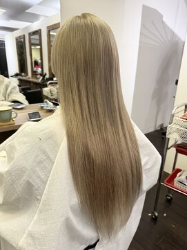 ルーツアイリー 心斎橋(ROOTS IRIE) 10代20代30代インスタ人気シールエクステハイトーンロング透明感