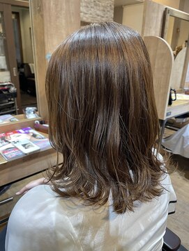 ココカラヘアー プラス(cococara‐hair plus) ベージュ×ミディアム