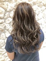 モアナ バイ ヘッドライト 新越谷店(Moana by HEADLIGHT)&nbsp;Moana【新越谷】#ブリーチ#コントラスト#ハイライト#ベージュ