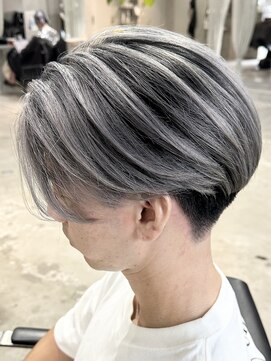 ラック(LUCK) シルバーグレージュ/船橋/フェザーショート/ニュアンスデザイン