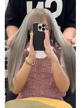 ウル(ulu) ケアブリーチ　シルバー　グレージュ　透明感