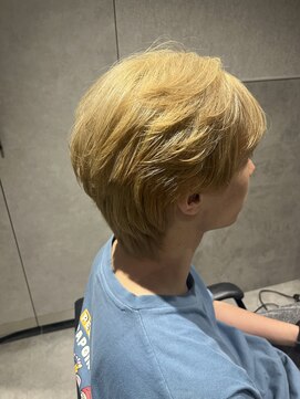 テクト バイアッシュ 吉祥寺店(Tect by Ash) 刈り上げなし毛流れラウンドマッシュショートブロンドベージュ