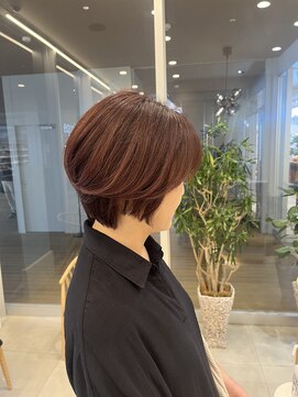 エクリジユウガオカ(equri Jiyugaoka) 【自由が丘】大人ショート×ピンクブラウン