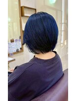 イタクラ 赤道店 (ITAKURA)&nbsp;ダブルカラー／ブルーブラック／ミニボブ／ボブ／切りっぱなし