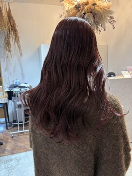 アヴァンスアンス 広島袋町店(AVANCE.ens) ワインレッドカラー