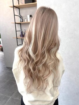 リゲル(rigel) ウルフ/レイヤーカット/ミルクティーベージュ/天使の羽バング