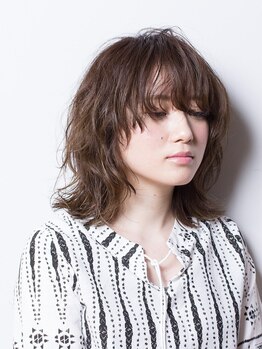 ティエーラ(TIERRA)の写真/[Aujuaソムリエも在籍]ヘアケアしながら楽しむパーマ。髪質や雰囲気から、似合わせるデザインをご提案