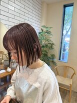 シフト(SHEEFT)&nbsp;小顔カット暖色系カラー抜け感ナチュラルボブ切りっぱなし