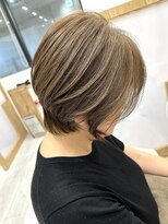 アドラーブル ココロ 新潟(adorable CoCoLo) 40代50代◎白髪ぼかしハイライト×美髪ショートボブ
