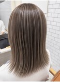 細めハイライト◎大人の透明感グレージュ【佐藤こうや】