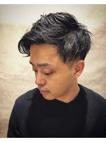 フォーコーナーズ(Four Corners)&nbsp;【ツーブロックSTYLE】ミドルフェード