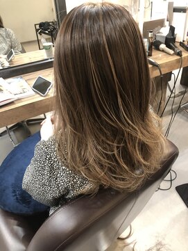 ラウレア(Laule'a) ナチュラルハイライト