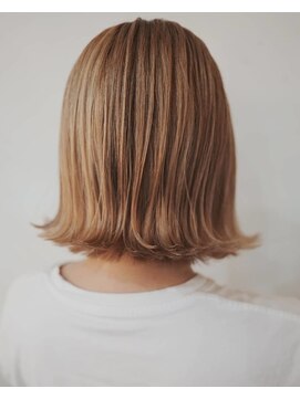 ボアップ 松山店(boappu) #ミルクティーベージュ#ブロンドカラー#切りっぱなしボブ