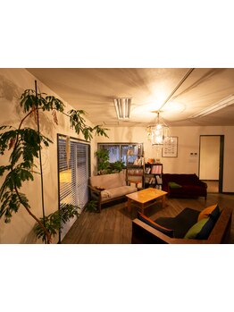 カウンセリング～仕上げまでマンツーマン施術☆ずっと通いたくなるような居心地の良いプライベートサロン！