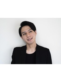 頭皮の余分な汚れを落とした後に地肌トリートメント◎清潔感・好感度アップでON/OFFキマる最強ヘアに！