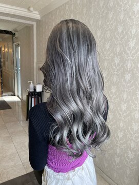 ヘアスタジオ アルス 御池店(hair Studio A.R.S) ハイトーングレーシルバー