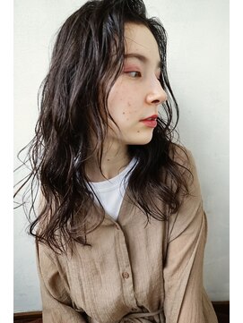 エン(enn.) ニュアンスパーマ×オリーブベージュ