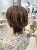 【外ハネミディアム】大人かわいい外ハネネオウルフ