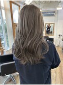 白髪ぼかしハイライト大人ロング