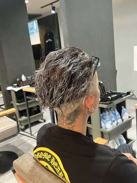 スウェル 柏店(Swell) シルバーメッシュ×メンズパーマ [柏/メンズサロン]