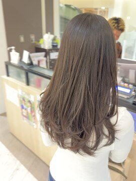 ヘアーアンドビューティーショップ エボルティー(hair&beauty shop EvoLuty) ロングレイヤー