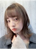 顔まわりレイヤーウルフ・ハッシュカット