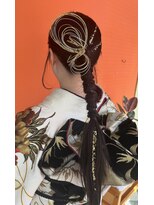 トータルヘアサロンカマダ&nbsp;振袖着付＋二十歳の集いヘアセット