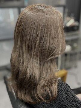 ウェイビー 桜木町店(WAVY) 【ワンカラー】ショコラグレー