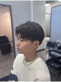 大人気！韓国風コンマバンクナチュラルセンターパートメンズヘア