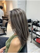 ブレンド 渋谷(BLend)&nbsp;ホワイトグレージュミニウルフデジタルパーマチェリーブラウン