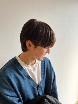 ジジ プラス デザイン(GIGI+design) 韓国風ウルフ