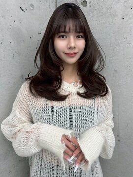 アリュウル 表参道(ALLURE) ミディアムレイヤーカット/フォワード巻き/顔周りカット