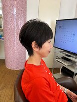コワファースト 別府&nbsp;自然な丸み×タイトな襟足の大人ショート