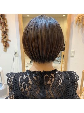 デイ(Day) ショートボブ