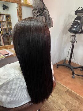 クネア(kunea) ピッカピカGLAYカラー/透明感